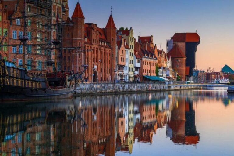 Gdansk Food and Sightseeing Tour with Bart - A Closer Look at the Itinerary: What Makes Each Stop Special