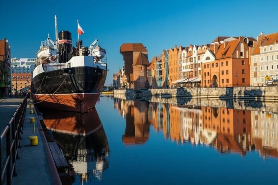 Gdansk : Must-See Attractions Walking Tour - What Makes This Tour Stand Out?