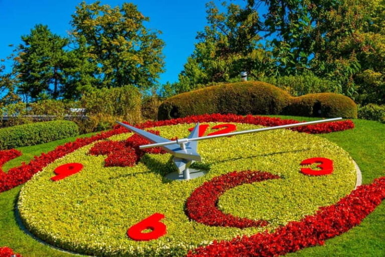 Geneva Old Town Private Tour with Lake Genova Cruise Tickets - Starting Point & Overall Structure