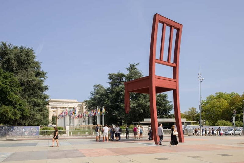 Geneva: Open-Top Sightseeing Bus Tour - The Experience in Practice