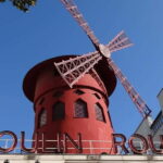 German private Walking Tour through Montmartre & Passages - Strolling Along the Grands Boulevards and Hidden Passages