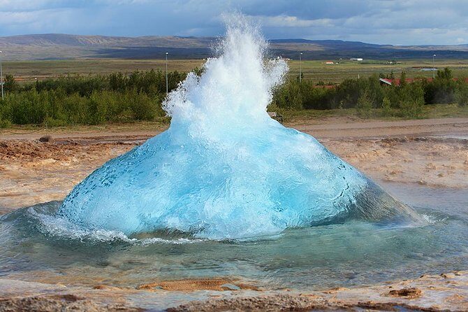 Geyser Waterfalls and Blue Lagoon Day Tour from Reykjavik - What’s Included and What’s Not