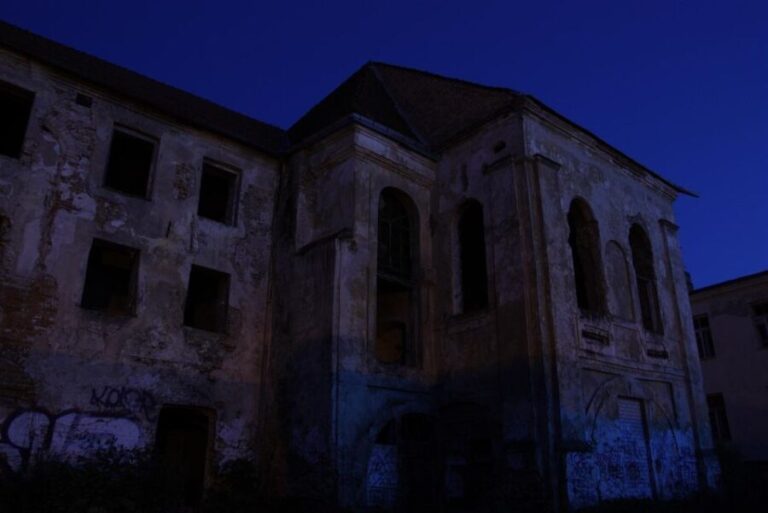 Ghost stories of Warsaw Night Private Tour - Who Will Love This Tour?