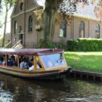 Giethoorn: Private Guided Canal Cruise with Coffee and Tea - Who Should Consider This Tour?