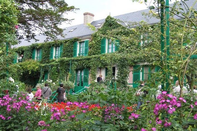 Giverny Monet's House Gardens Small-Group with Hotel* Pickup - The Real Value of This Tour
