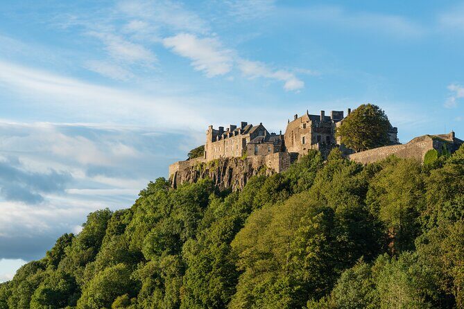 Glasgow: Stirling Castle & Loch Lomond Private Luxury Day Tour - The Charming Town of Callander: Gateway to the Highlands