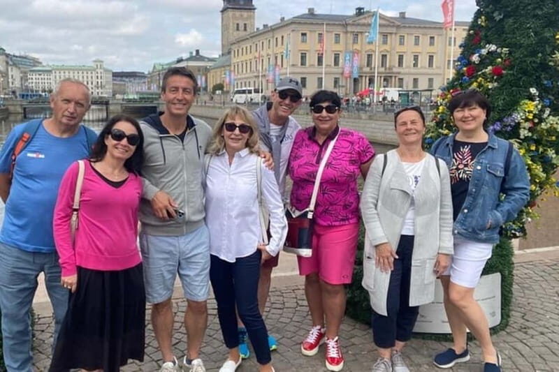 Gothenburg: Historical Walking Tour in Central City - Authentic Experiences and Authentic Guides