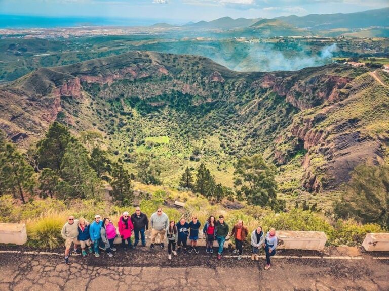 Gran Canaria: Volcano Sunset Tour and Local Food Tasting - The Practical Side: What to Expect