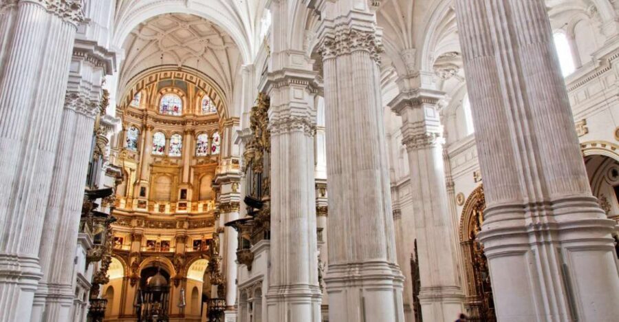 Granada: City Center, Cathedral, Capilla Tour - The Madraza and the Royal Chapel