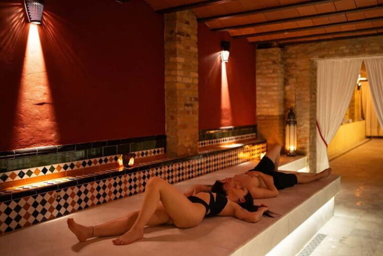 Granada: Traditional Bath in a Nasrid Palace Hammam with Optional Massage - Authenticity and Comfort