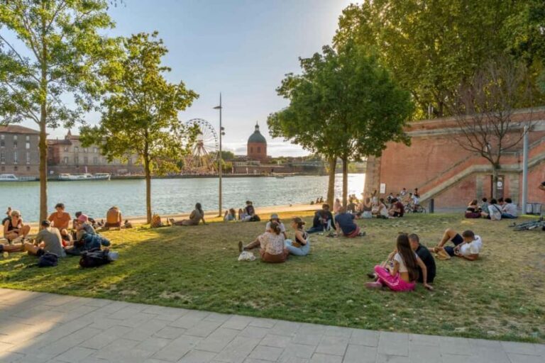 Great Monuments of Toulouse - English walking tour - What Makes This Tour Stand Out?