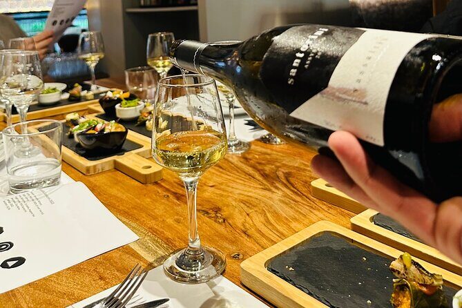 Greek Wine Tasting with Acropolis view - The Vibe & Atmosphere