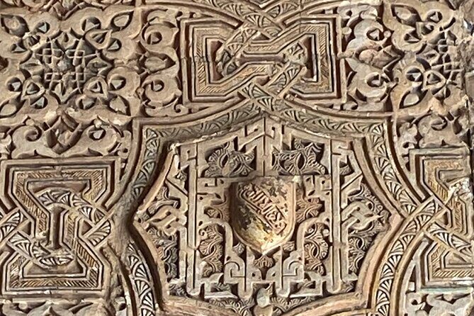 Group visit to the Alhambra and Generalife (tickets included) - Practical Considerations & Tips