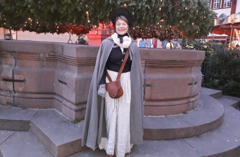 Guided Tour of Student Rabble, Whore Pack and the French War - Analyzing the Value and Audience