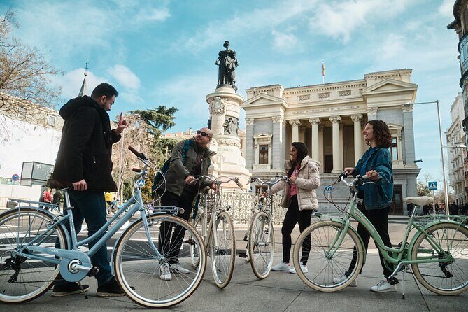 Guided tour on a Vintage Bike through Madrid - Who Will Love This Tour?