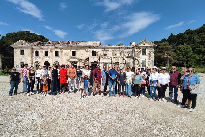 Guided Tour to Kupari From Holiday Resort to War Zone - Who Should Consider This Tour?