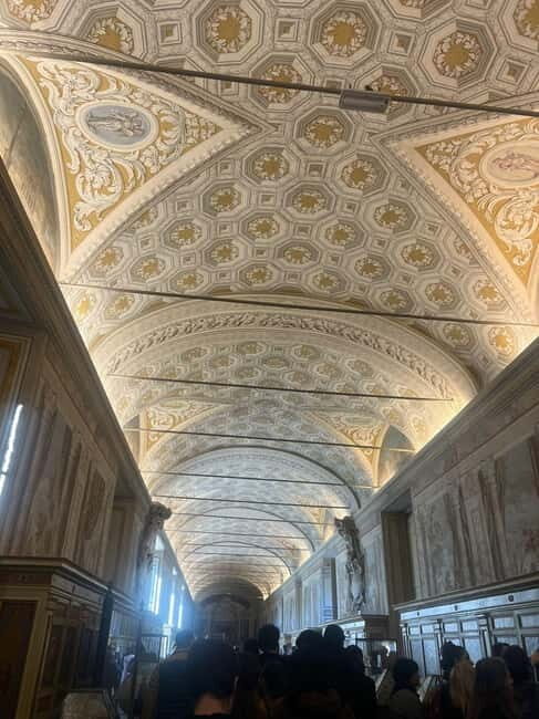 Guided Tour Vatican Museums & Sistine Chapel - An In-Depth Look at the Vatican Museums & Sistine Chapel Tour