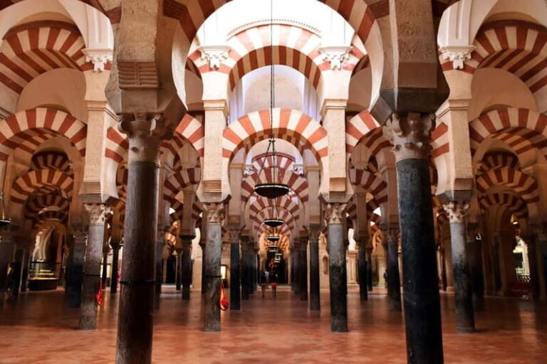 Guided visit to the Mosque of Cordoba and Alcazar of Cordoba - What to Expect from the Tour