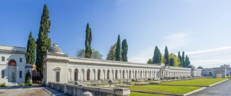 Guided visit to the Vantiniano Monumental Cemetery - Why This Tour Is Worth Considering