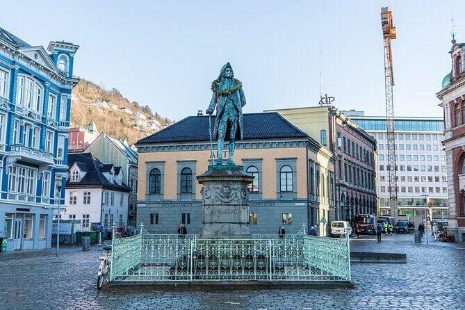 Guided Walking Tour in Bergen - The Overall Experience: Pros and Cons
