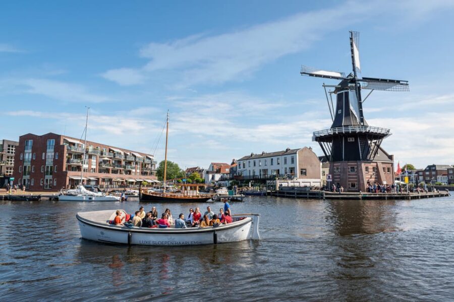 Haarlem: Canal tour + Dutch Windmill de Adriaan tour - FAQ