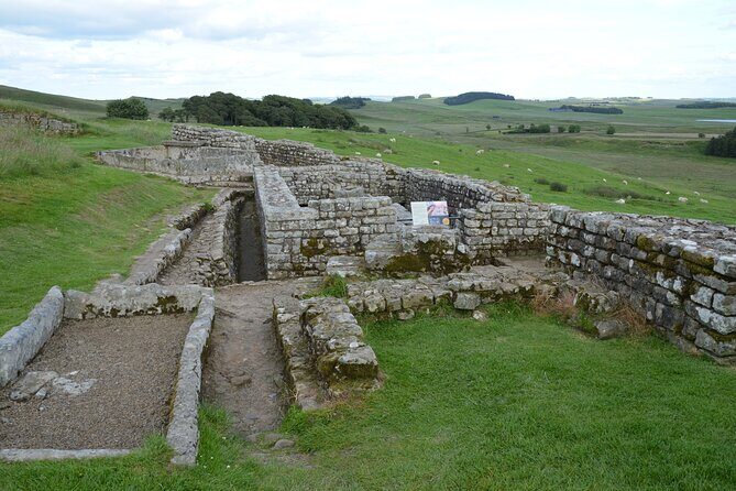Hadrian's Wall: A Self-Guided Audio Tour along the Ruins - The Sum Up