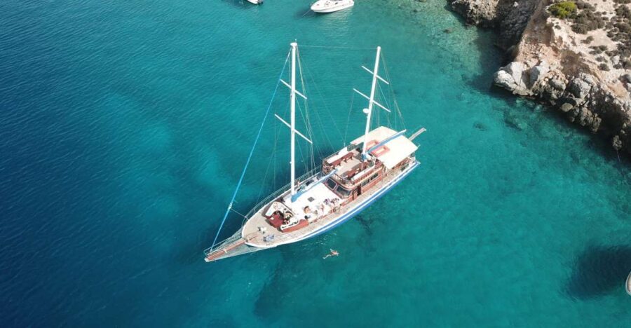 Half-Day Athens Cruise: Swim Stop,Lunch, and Drinks Included - Why This Cruise is Worth Considering