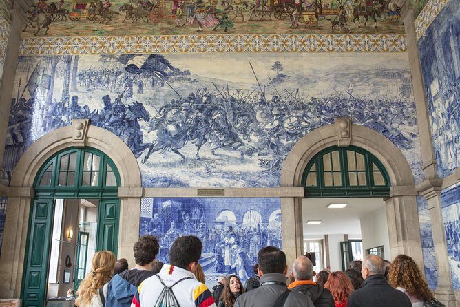 Half Day City Tour with Six Bridges Cruise and Wine Tasting - Authentic Insights from Reviews