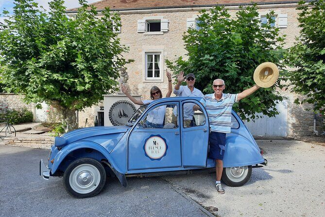 Half-day guided tour on the Burgundy wine Route in a classic car - The Value of the Tour