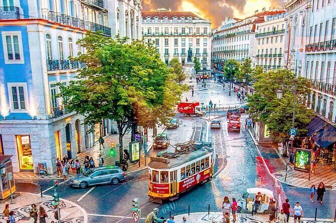 Half day private tour of Lisbon - The Experience of a Private Guided Tour