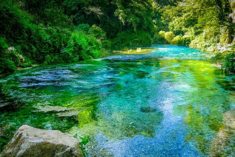 Half day trip to the Blue Eye - The Experience from a Traveler’s Perspective