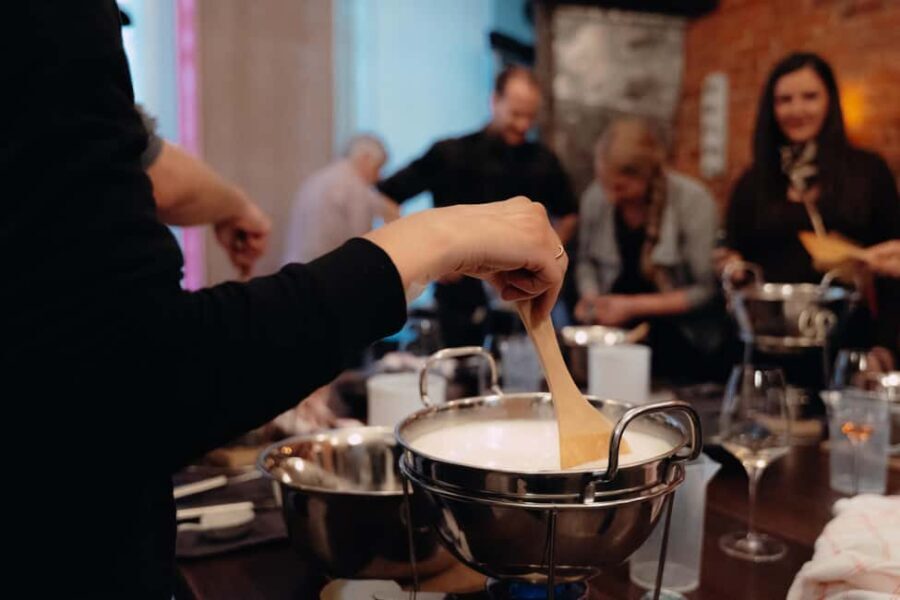 Hamburg: Mozzarella course with accompanying wines - What to Expect from the Hamburg Mozzarella Course