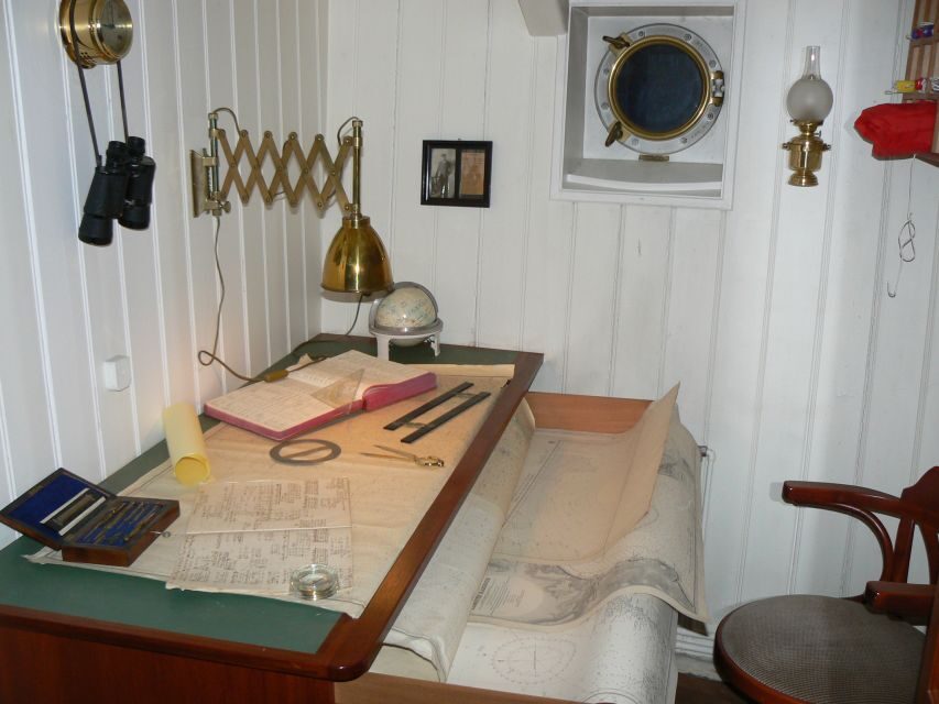 Hamburg: RICKMER RICKMERS Museum Entry Ticket - Navigating the Ship — What to Expect