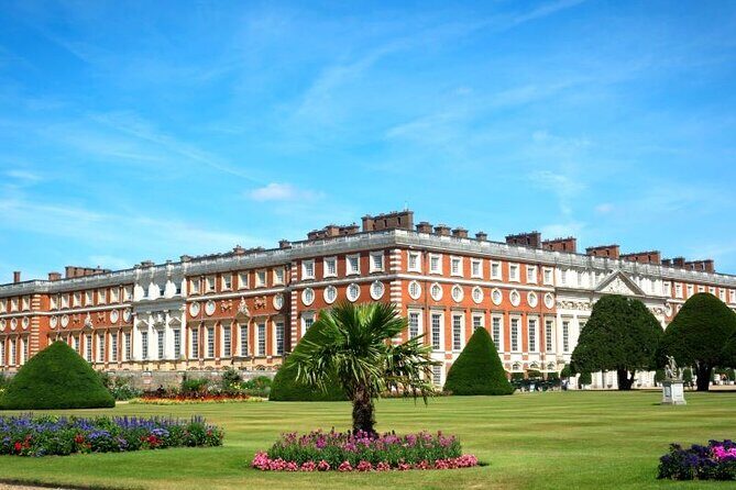Hampton Court Palace Half Day Trip from London with Tickets - The Experience for Different Travelers