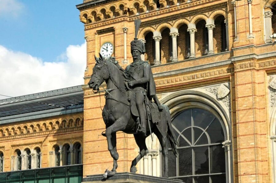 Hannover: Express Walk with a Local in 60 minutes - Final Thoughts