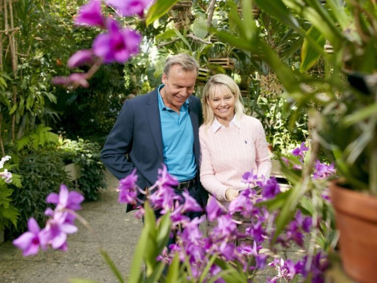 Hannover: Guided tour of the Berggarten - The Experience with Guides