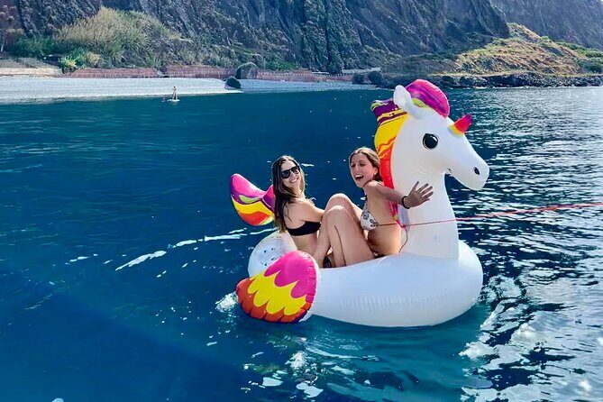 HD Private Boat Tour from Funchal Swim, Paddle, Snorkel&Relax - Water Sports and Relaxation