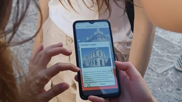 Heraklion: Family Zorba Treasure Hunt with Food Stops - The Sum Up