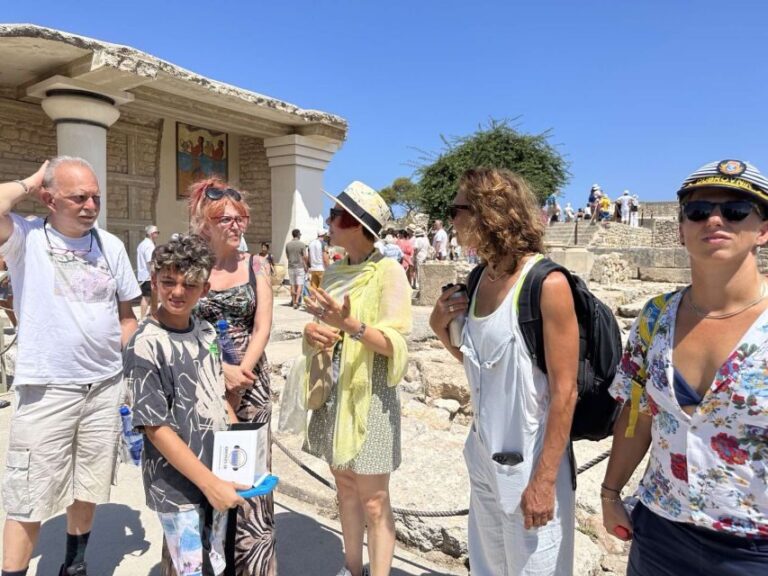 Heraklion: Knossos Private Guided Tour & Skip-the-Line Entry - The Private Guide: Knowledge and Personal Touch