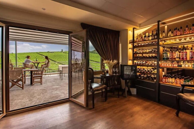 Heraklion: Wine, Olive Oil & Cheese Gastronomic Experience - The Sum Up