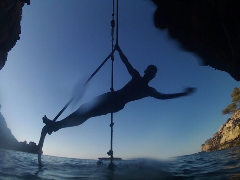 Hidden Coves, Hiking & Snorkeling Adventure in Mallorca - What Makes This Tour Stand Out?