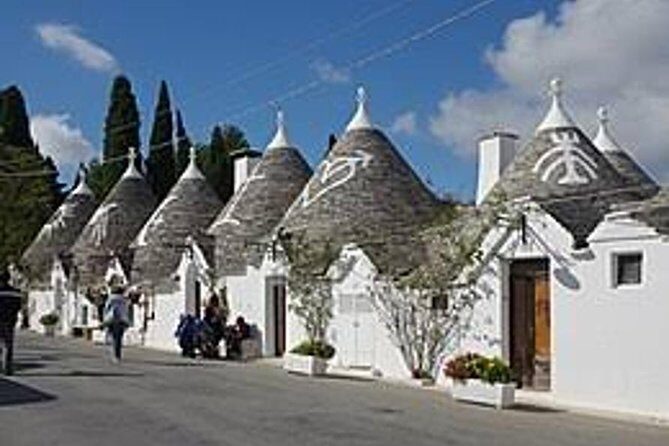 Historic Center Of Bari, Locorotondo, Alberobello And Polignano - The Guide and Transportation