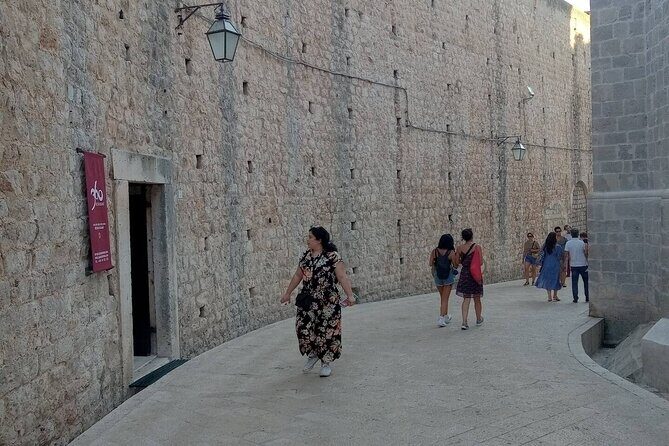 History Walking Tour: Charm of Old Dubrovnik - Critical Considerations