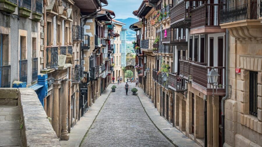 Hondarribia: City Highlights Guided Walking Tour - Authentic Feedback from Participants