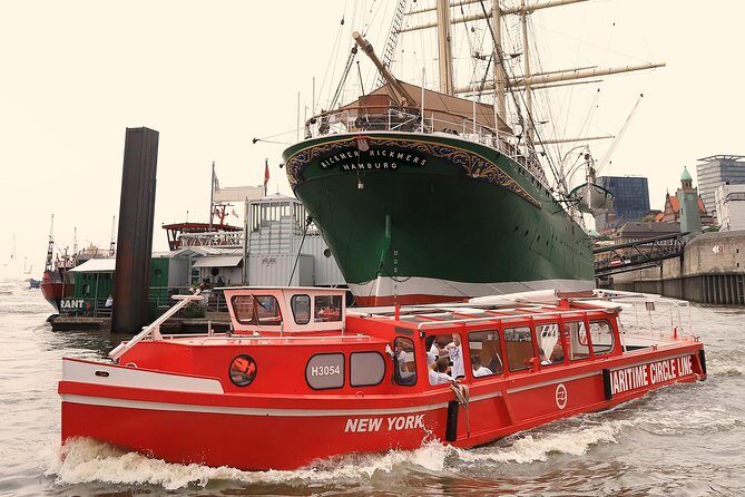 Hop-on hop-off on the water with the Maritime Circle Line in Hamburg - Who Should Consider This Tour?