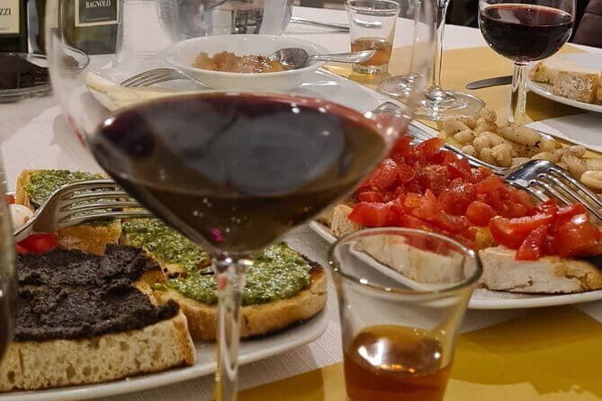 Horseback ride and Poolside Day chillout with Tuscan Lunch - The Horseback Riding Experience