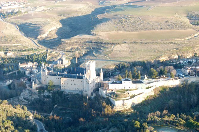 Hot Air Balloon Ride in Segovia with Toast, Picnic and Video - Who Should Consider This Tour?