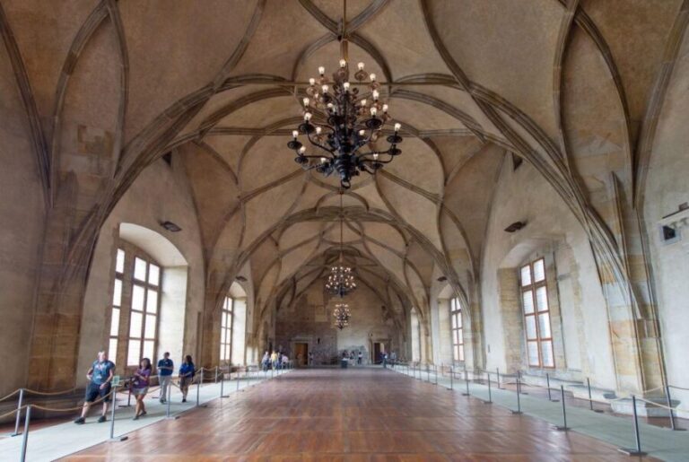Hradany Prague Castle Guided Tour, Tickets, Transfers - Is This Tour Worth It?