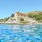 HVAR & 4 Islands PRIVATE BOAT TOUR - The Boat and Onboard Amenities