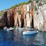 Hvar: South shore & Pakleni islands private speedboat tour - Cliff Jumping at Red Rocks: An Adrenaline Rush